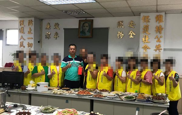 ▲▼烏日警分局麗水派出所所長林木火，被人發現連人帶車摔進水溝，並已明顯死亡。（圖／翻攝自臉書）