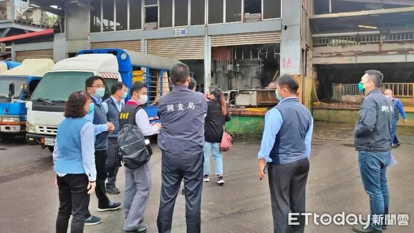 ▲新北維持豬肉價量平穩 聯合稽查境內肉品市場。（圖／新北市農業局提供）