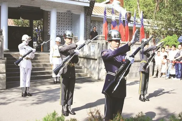 ▲陳姓男子取年9月間在桃園慈湖陵寢儀隊服役時迷上網路賭博，1個月內慘輸65萬元，軍方獲悉移送憲兵隊處理，檢方則以罪證不足不起訴處分。（示意圖／翻攝自桃園觀光導覽網，與本新聞無關）