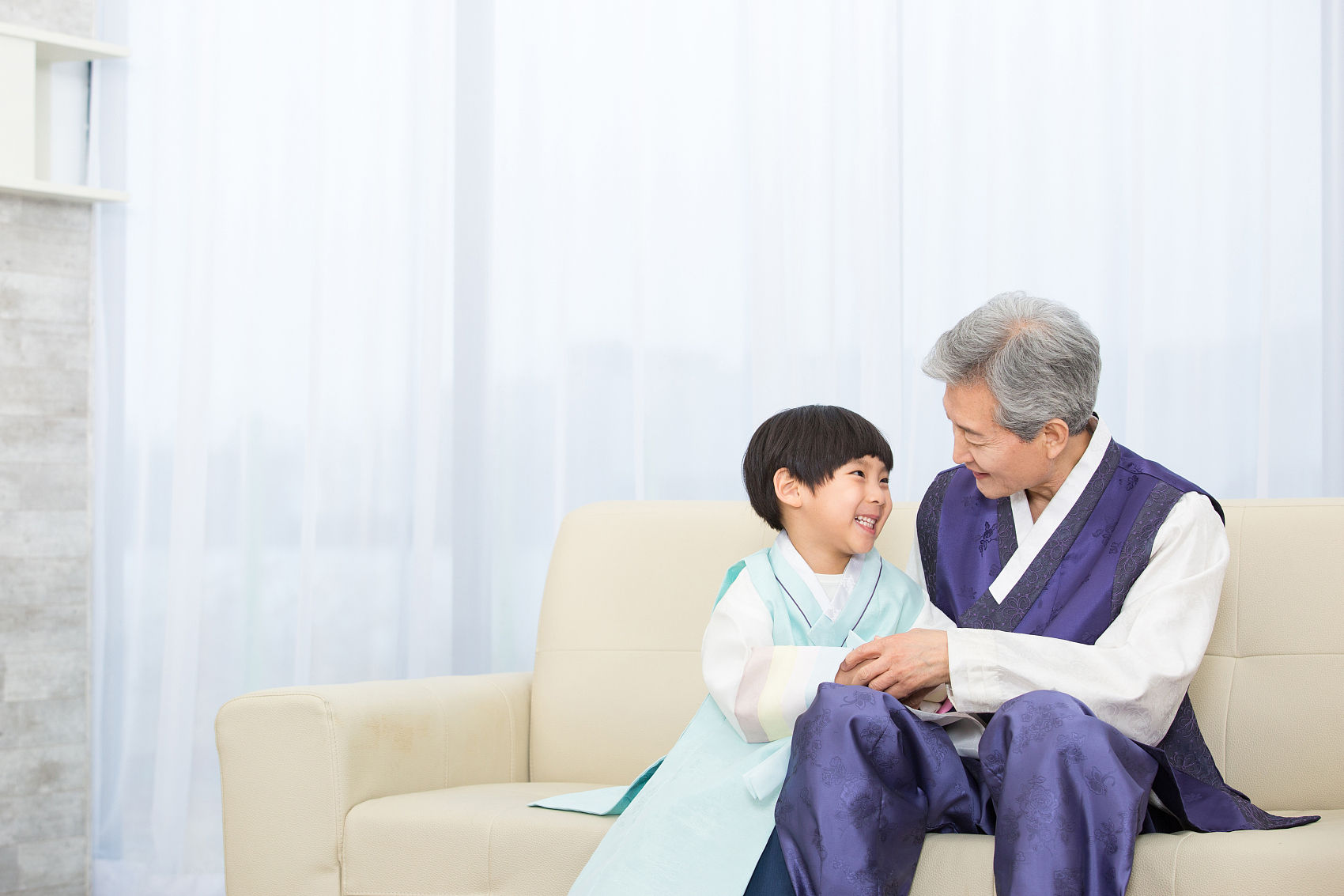 ▲▼南韓大法院同意外祖父母申請收養孫子為收養子女。（示意圖／CFP）