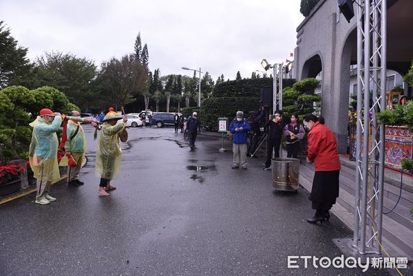 ▲▼大甲鎮瀾宮媽祖三百年來首次東巡花蓮與花蓮與港天宮媽祖合體「雙媽會」遶境。（圖／花蓮縣政府提供，下同）