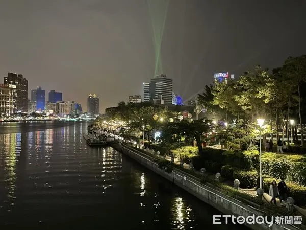 ▲▼愛河夜景。（圖／記者許宥孺攝）