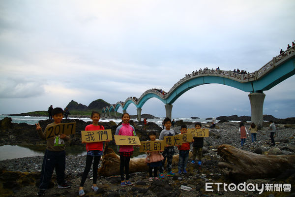 ▲▼中央氣象局預測，2022年元旦台灣平地第一道曙光將於1月1日清晨6點10分在三仙台乍現。（圖／記者王兆麟翻攝，資料照片，下同）