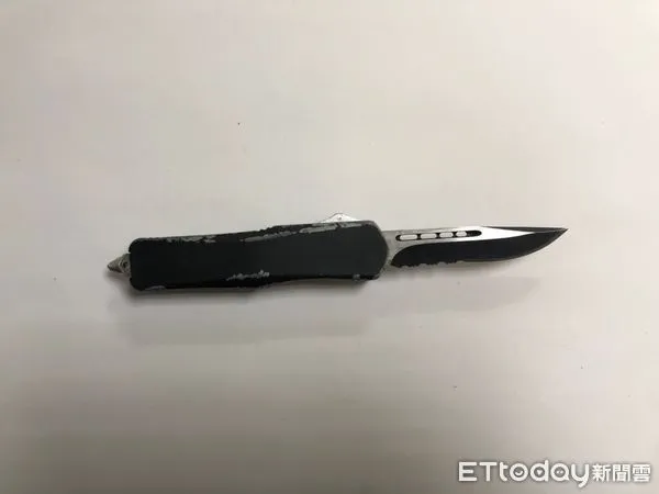 ▲▼新莊工人持刀揮刺同事             。（圖／記者陳以昇翻攝）