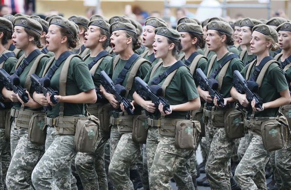 ▲▼烏克蘭女兵。（圖／達志影像／美聯社）
