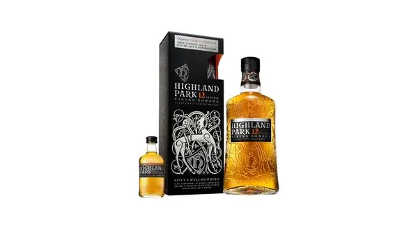 北歐硬漢風格　限量高原騎士HITCHHIKER單一麥芽威士忌品酩組（圖／業者提供）