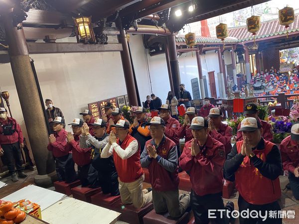 ▲台南市消防局第七大隊在2022年開春之際，盛大舉辦恭請台灣祀典武廟「火德星君」駐駕祈福遶境活動。