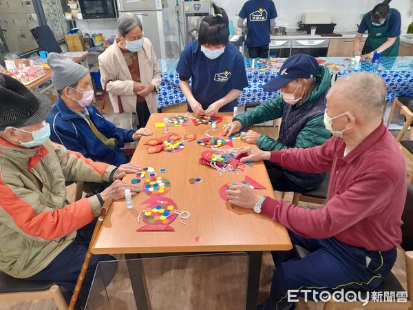 ▲台南市長黃偉哲力推「一國中學區一日照」，社會局積極布建，台南六都第一。（圖／記者林悅翻攝，下同）