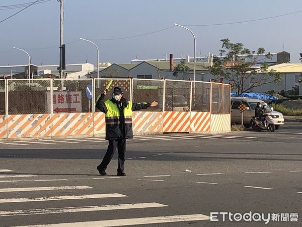 ▲台南市永康分局元旦連假期間，加強取締酒後駕車，針對大灣、永康交流道及重要道路全力疏導，主動協調會活動，再創優質宮廟文化。（圖／記者林悅翻攝，下同）