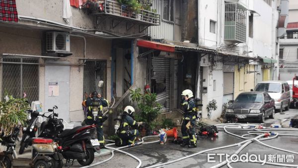 ▲▼北市市內湖路二段民宅火警。（圖／記者黃彥傑攝）