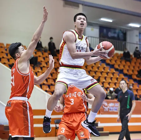 ▲台銀2連勝，「台銀魔獸」謝宗融。（圖／籃協提供）