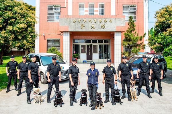 台中市警察局警犬隊領犬員撤換。（圖／翻攝自TCPB 局長室粉專）