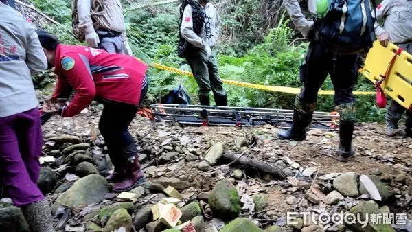 ▲跑山獸太太羅勃依婉首次參與山搜，就發現臥龍洞情侶遺體。（圖／羅勃依婉提供）