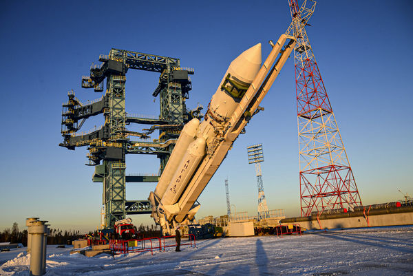 ▲▼俄國「安加拉A-5」（Angara-A5）重型運載火箭在在普列謝茨克航天發射場（Plesetsk Spaceport）發射。（圖／達志影像／美聯社）
