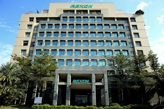 ▲一名男子在2天前才被公司通知不用上班了，讓他措手不及，更哀嘆怎麼過年。（圖／力山公司網頁）