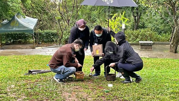 ▲陳松勇骨灰植存長眠法鼓山 追隨已故聖嚴法師相伴。（圖／記者郭世賢攝）