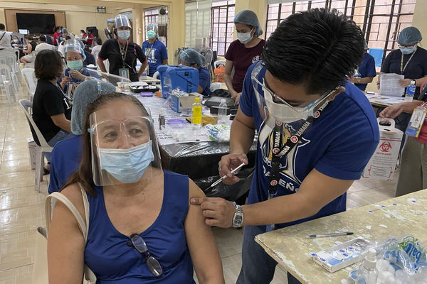 ▲▼菲律賓疫苗接種率不到5成。（圖／達志影像／美聯社）