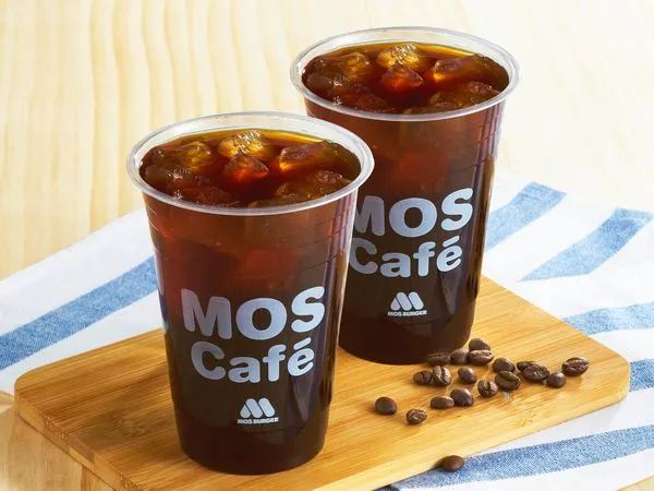 ▲▼摩斯漢堡於農曆新年前新品，也祭出補班日小確幸。（圖／業者提供）