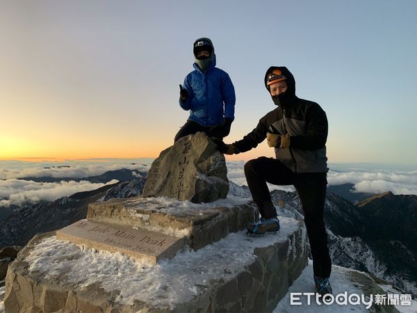 ▲▼玉山主峰沿線雪景。（圖／山友黃世桓提供）