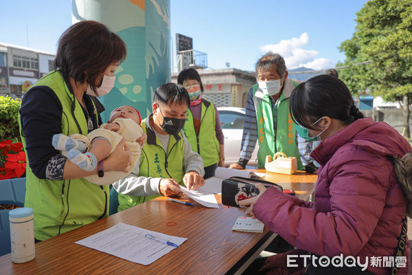 ▲台東縣卑南鄉公所加碼發放0~6歲幼兒津貼2000元。（圖／記者楊漢聲翻攝）