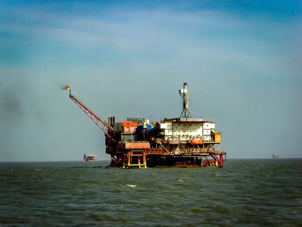 ▲渤海油田上的中海油公司採油平台。（圖／CFP）