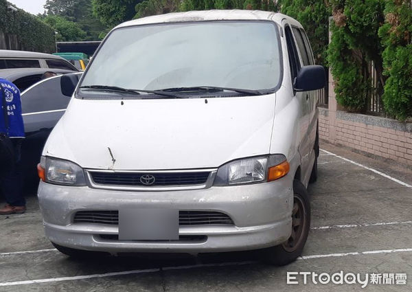 ▲執行署屏東分署查封義務人車輛            。（圖／記者陳崑福翻攝，下同）