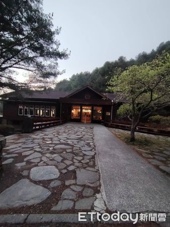 ▲玉山排雲山莊今晨氣溫達零下4度。（圖／玉山國家公園管理處提供）