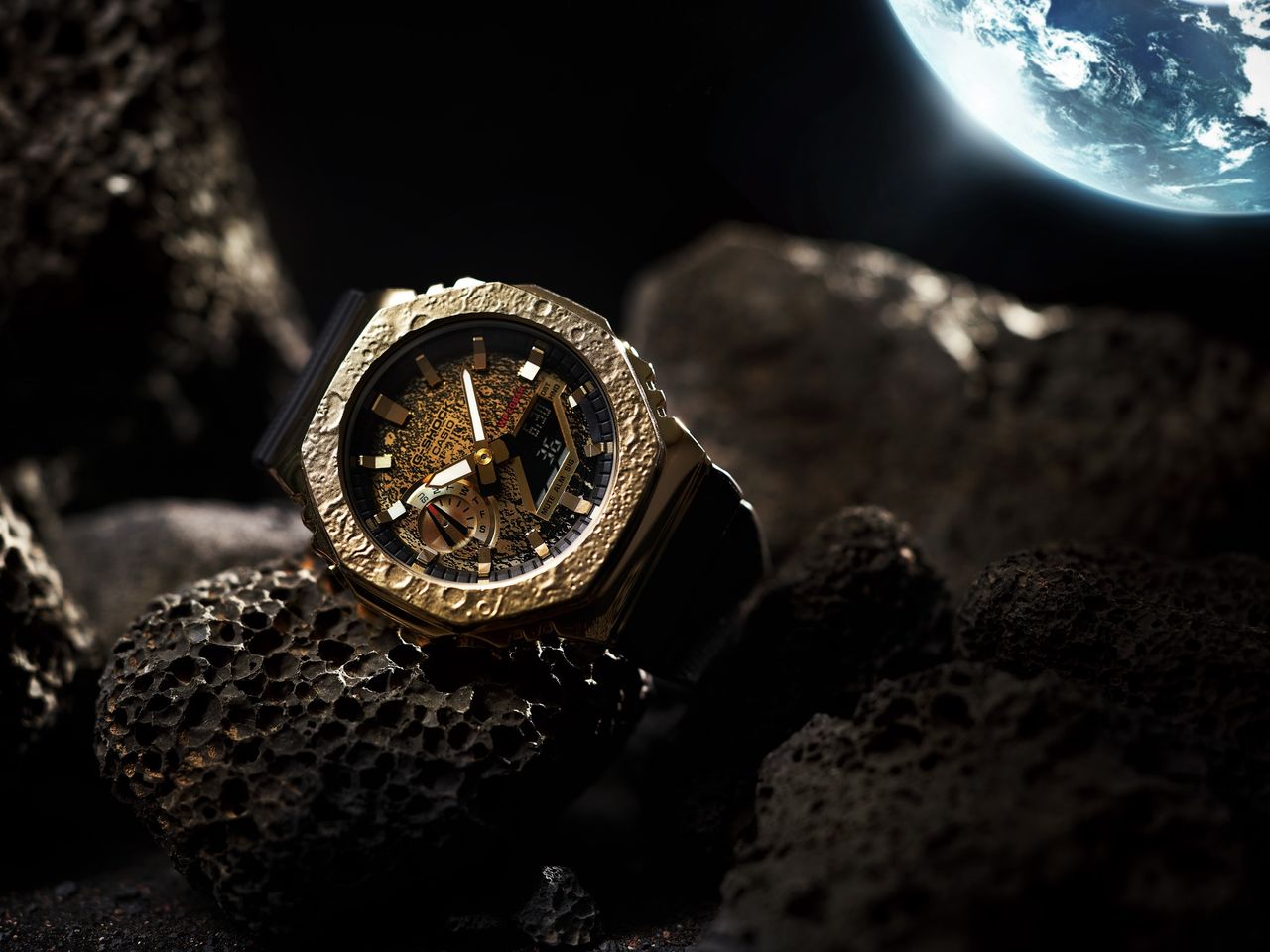 G-SHOCK凹凸錶圈模擬月球表面金色紋理吸睛| ET Fashion | ETtoday