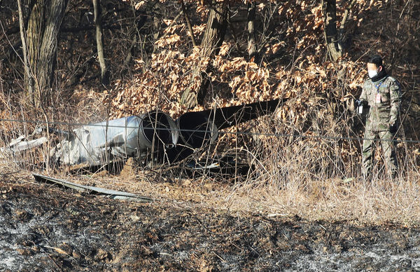 ▲▼南韓空軍一架F-5E於11日從京畿道水原基地起飛後墜毀，沈姓飛官不幸殉職。（圖／CFP）