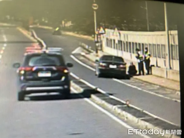 ▲▼台南西拉雅大橋酒駕車禍。（圖／民眾提供）