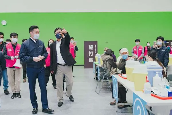 ▲新竹市長林智堅視察竹科站。（圖／新竹市政府提供）