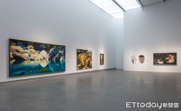 ▲▼高美館典藏主題展《感知棲所》。（圖／記者吳世龍翻攝）