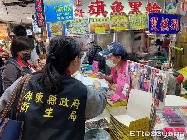 ▲屏東縣政衛生局抽查市售食品             。（圖／記者陳崑福翻攝，下同）