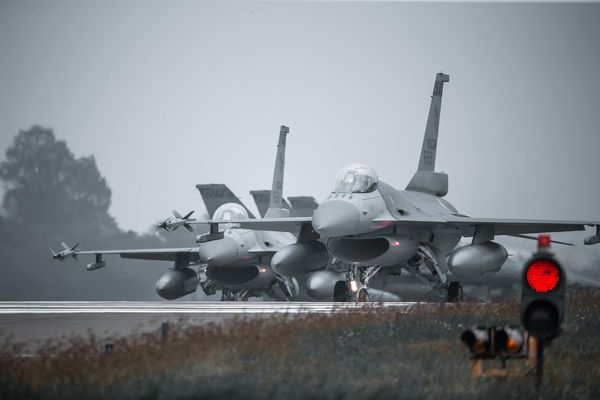 ▲▼國防部20日曝光F-16V戰機升空復飛照，重新投入攔截共機任務。（圖／取自國防部發言人臉書）