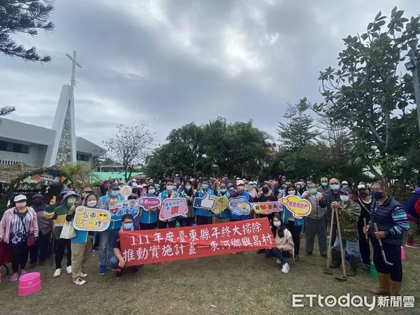 ▲台東縣環保局舉行送舊迎新年終大掃除活動。（圖／記者楊漢聲翻攝）