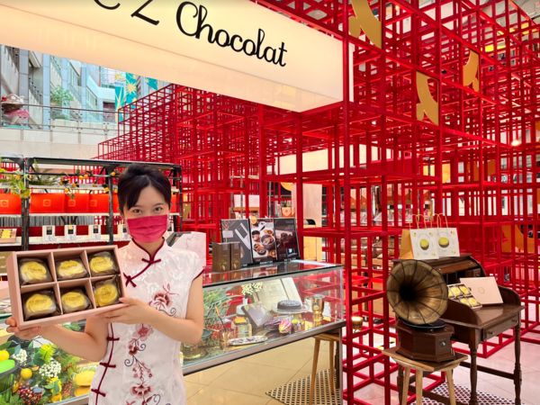 ▲大江購物中心2022新春造景及賀歲甜點市集。（圖／大江購物中心提供）