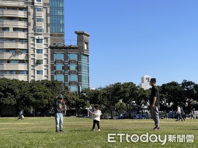 慘遭「沒牽繩獒犬」暴衝咬到重傷！　飼主：是你的比熊犬先叫