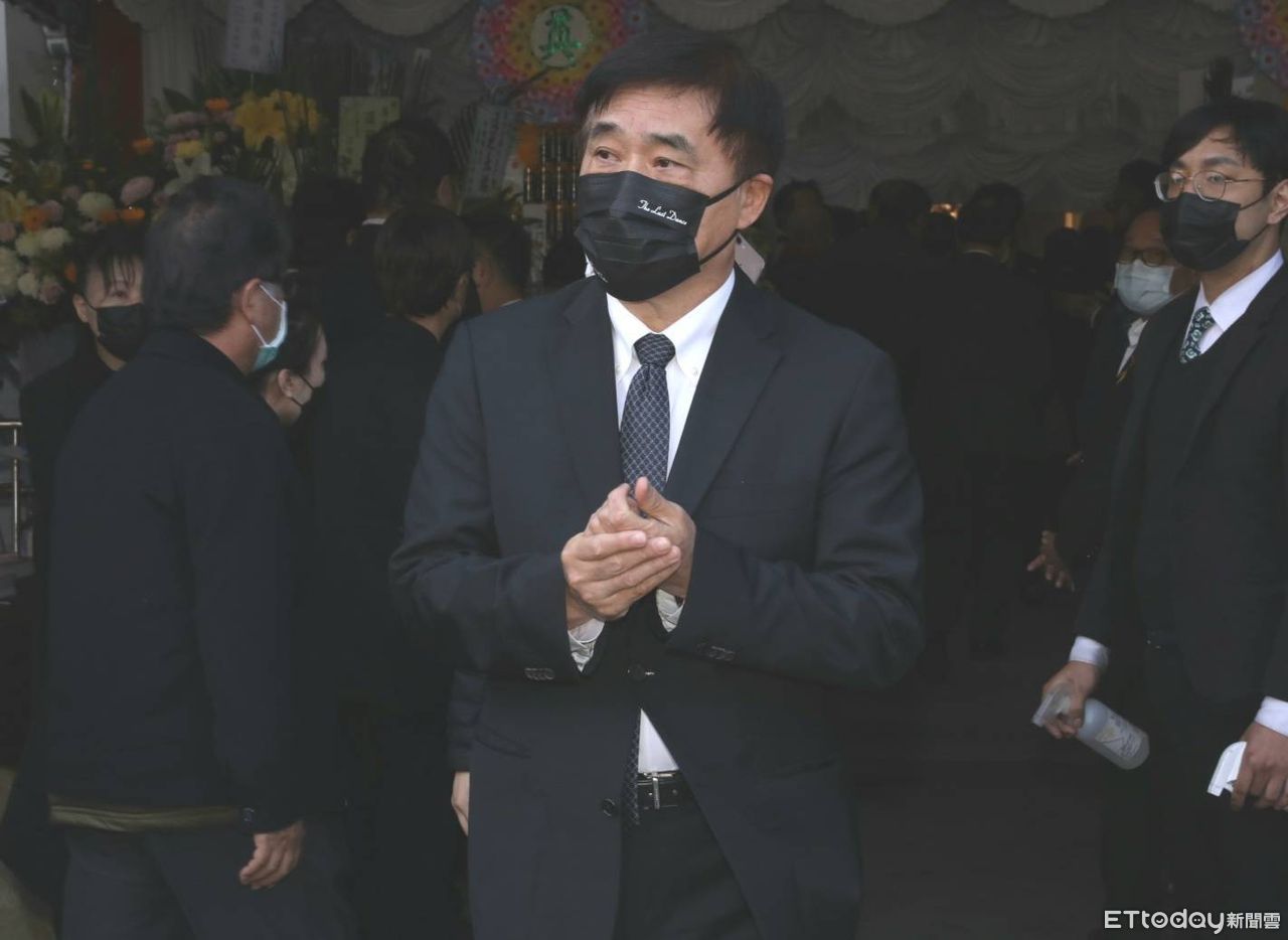 批民進黨抗中保台騙局　郝龍斌曝兩岸路線：不舔共不跪美不媚日