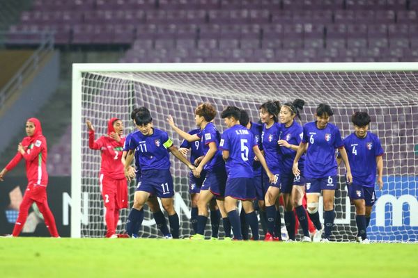 Fw: [新聞]中華女足晉級8強 主帥:我們一定會進世界盃