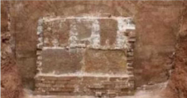 郢靖王墓的墓室封門牆。（圖／翻攝自百度百科）  
