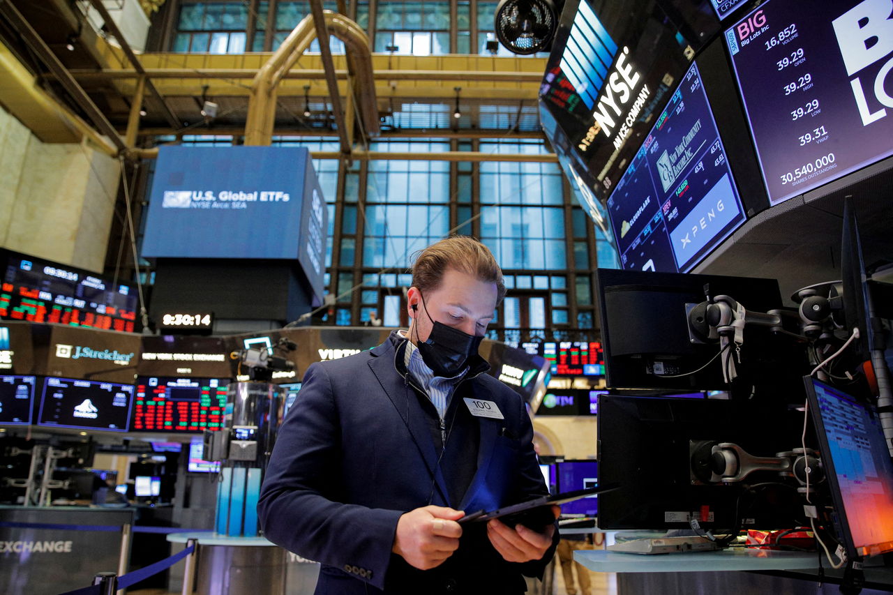 明年全球股市漸露曙光　調查大型基金經理人預期漲幅兩位數 | ETtoda