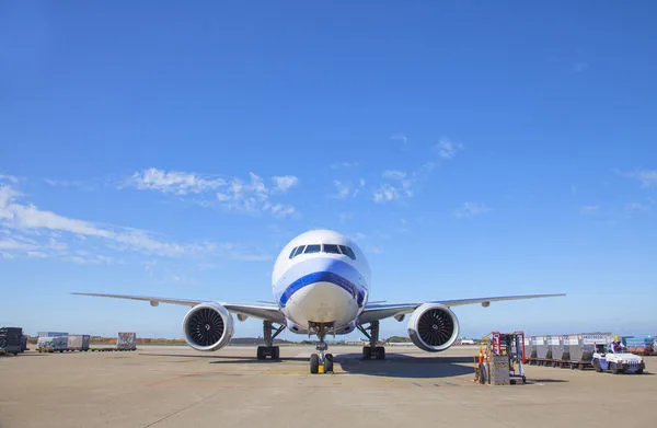 ▲航空貨運業務暢旺，中華航空董事會日前拍板再採購四架777F貨機。（圖／華航提供）