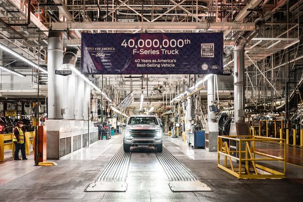 ▲福特F系列皮卡車達成4000萬輛下線紀錄。（圖／翻攝自Ford）
