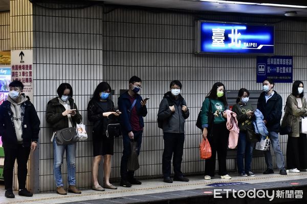 ▲「防疫做太好」成為解封心防。（圖／記者李毓康攝）