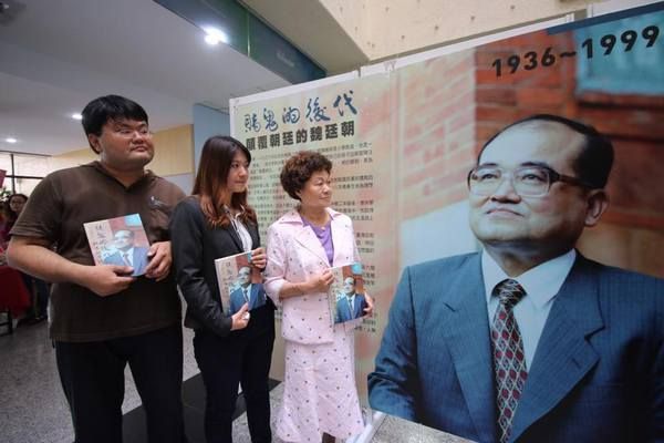 ▲魏筠路口短講廣開知名度　