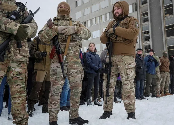 ▲▼烏克蘭退伍軍人加入軍事訓練。（圖／路透）