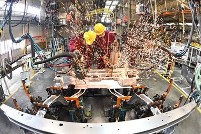 內需待振　中國11月規模以上工業企業利潤驟減13.1%