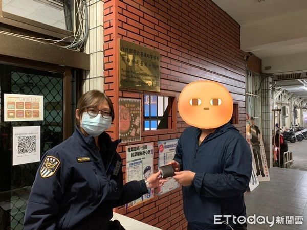 ▲鐵路警察局高雄分局台南分駐所員警，過年期受理民眾報案，積極查處受到民眾嘉許好評。（圖／記者林悅翻攝，下同）