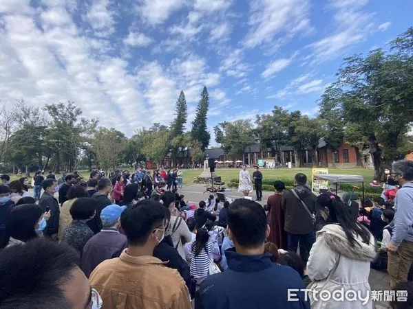 ▲國旅觀光大城台南，好吃好玩又富有年味文化氣息，嚴格執行防疫工作，各大景點人潮滿滿。（圖／記者林悅翻攝，下同）