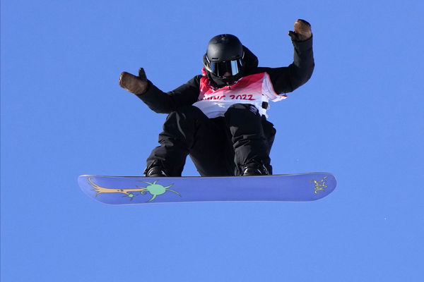 ▲▼   紐西蘭薛諾特（Zoi Sadowski Synnott）在北京冬奧女子斜坡雪板摘金          。（圖／達志影像／美聯社）